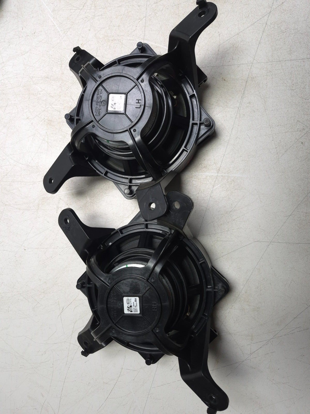 2013 Hyundai Genesis Door Audio Speaker 5pcs OEM