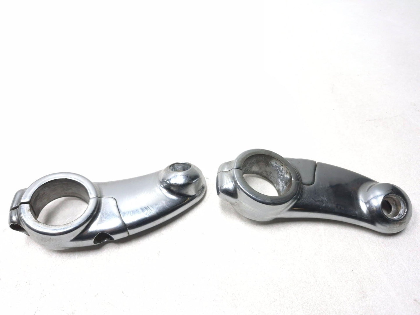 2009 Harley-davidson Sportster Xl883l Left & Right Handlebar Mount Pair OEM