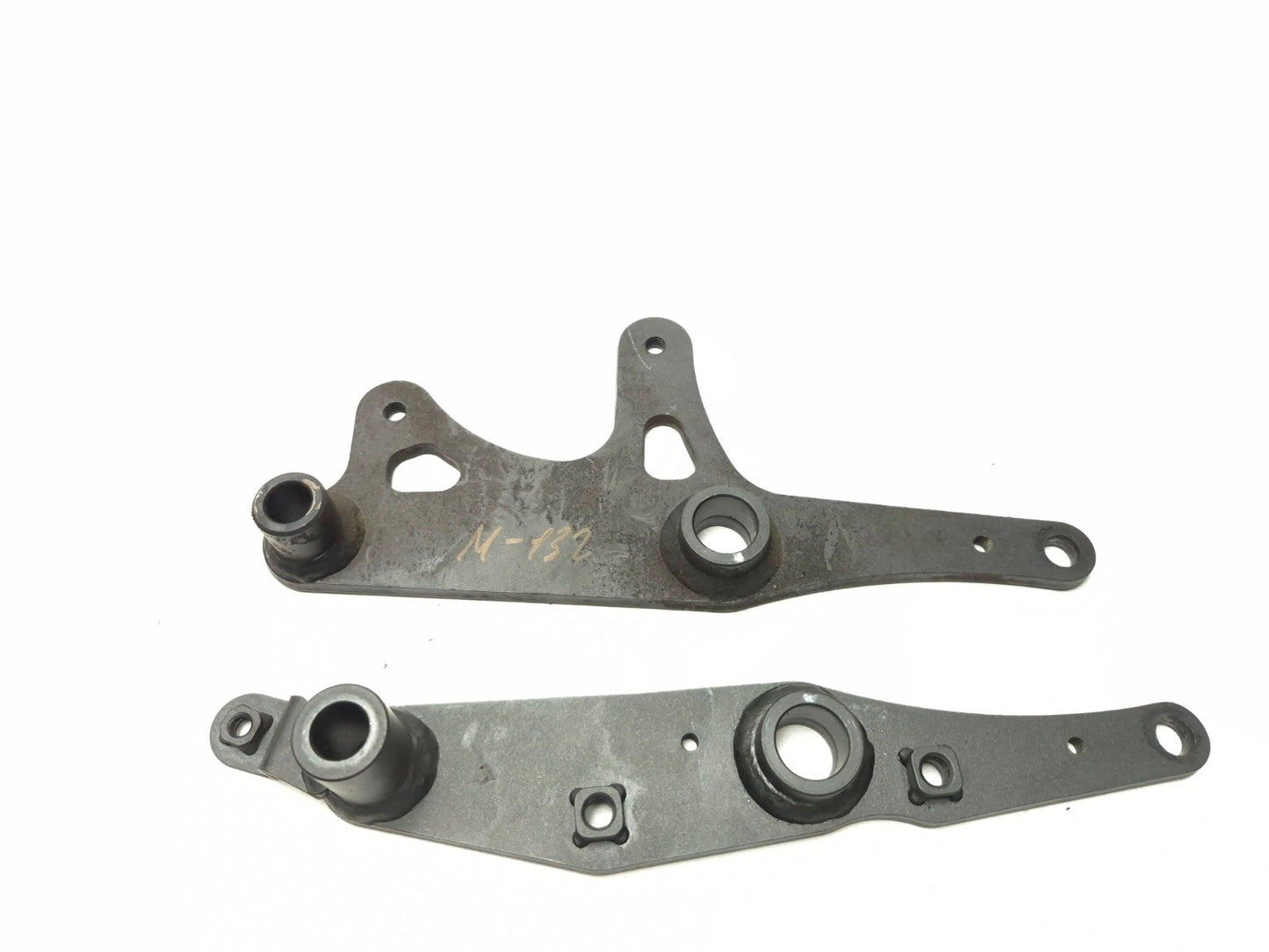 2019 Kawasaki Ninja Ex400 Bracket Swingarm Left & Right Pair OEM