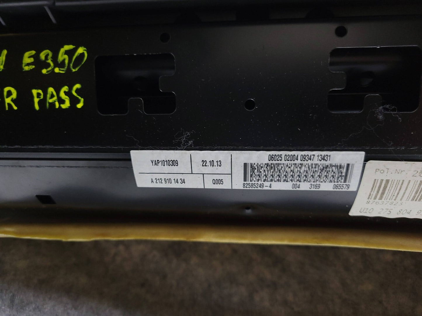 2014 Mercedes E350 Front Passenger Seat Backrest Upper Cushion OEM