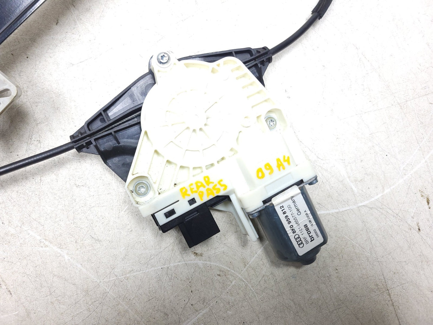 09 - 16 Audi A4 S4 Sedan Rear Window Regulator & Motor Passenger Side Right OEM