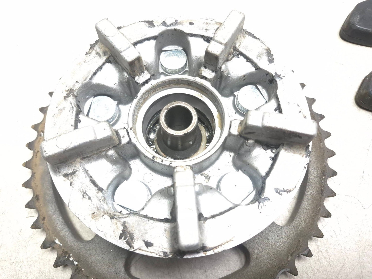 2006 Suzuki Katana Gsx600f Rear Sprocket Assy & Drive Chain OEM