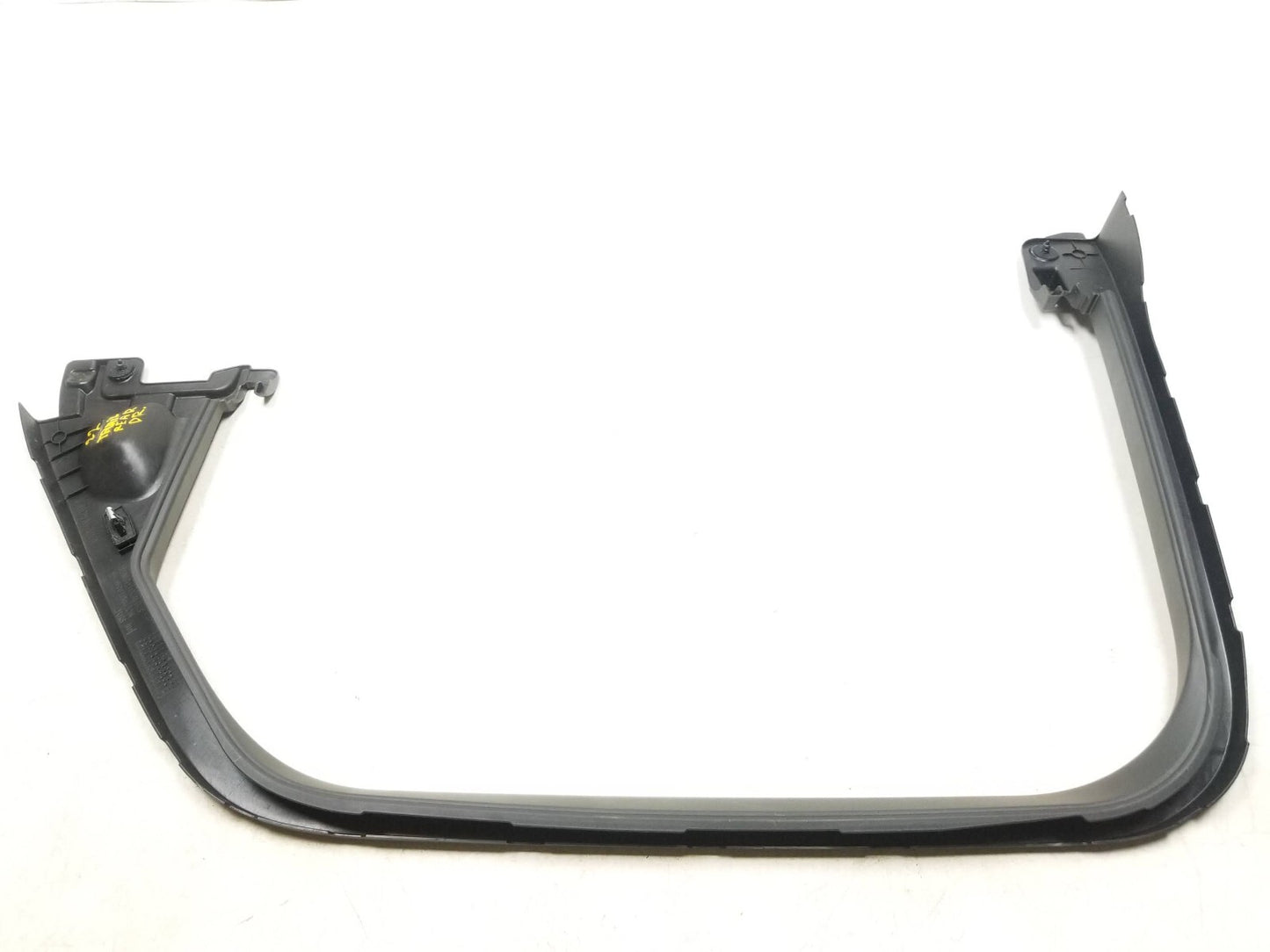 2022 Chevrolet Trailblazer Rear Door Window Frame Weatherstrip Driver Side OEM
