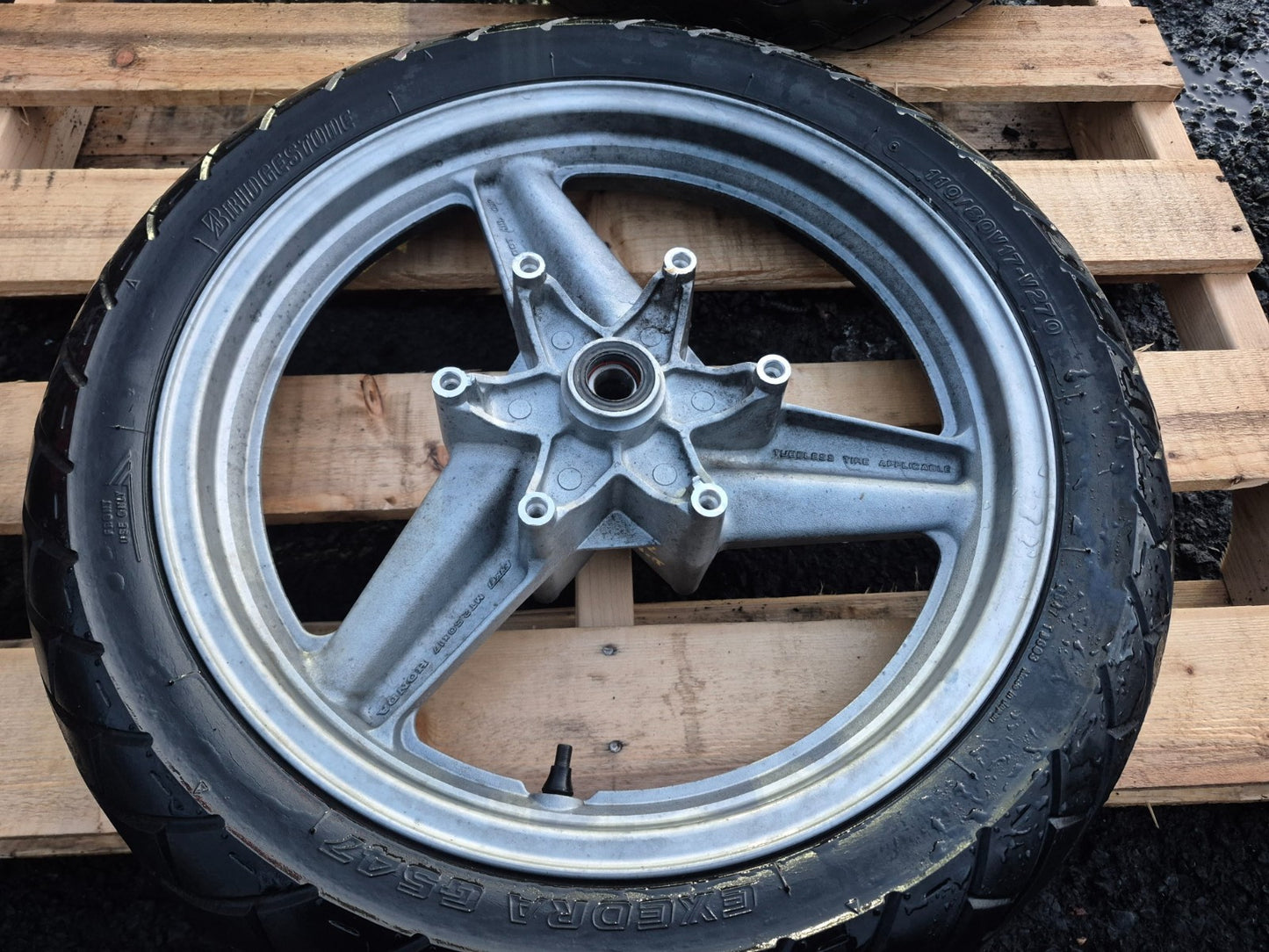 1987 Honda Cbr 1000 F Rear & Front Wheel W/ Tire Pair 17" OEM