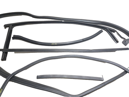 2013 Fiat 500 Turbo Front Right Door Weatherstrip Seal OEM