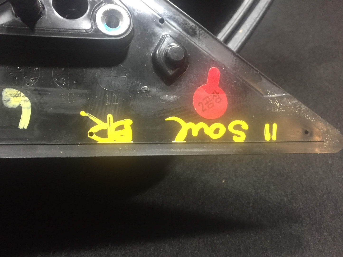 2010 2011 Kia Soul Side View Mirror Driver Left Side Paint Color: Ud OEM 57k