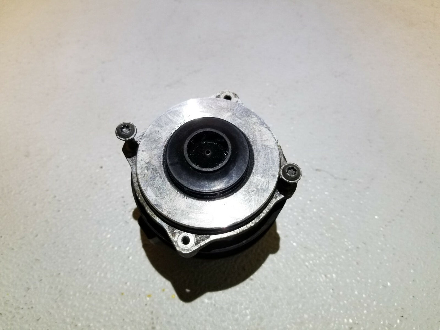 2015 Audi Q7 3.0l Engine Auxiliary Water Pump OEM