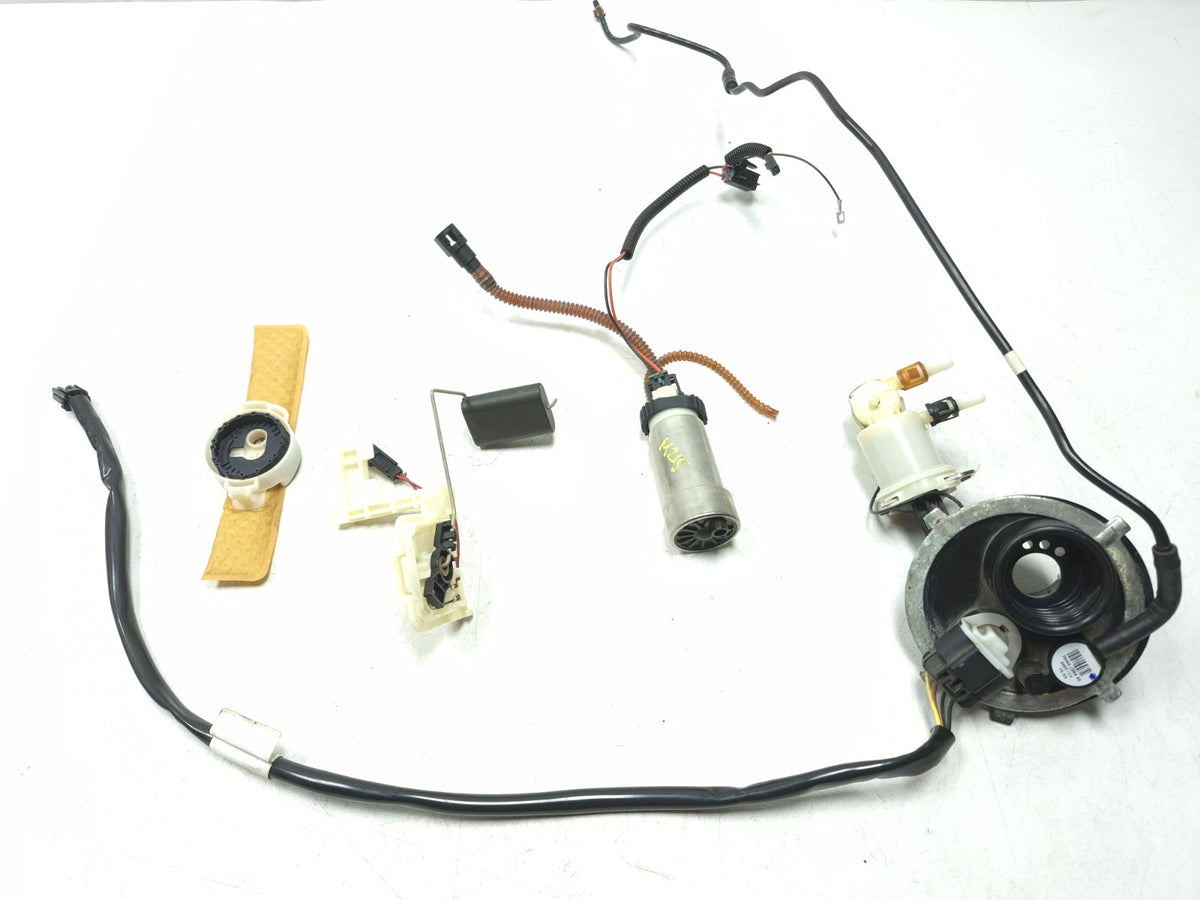 2008 Harley Davidson Touring Street Glide Fuel Pump OEM