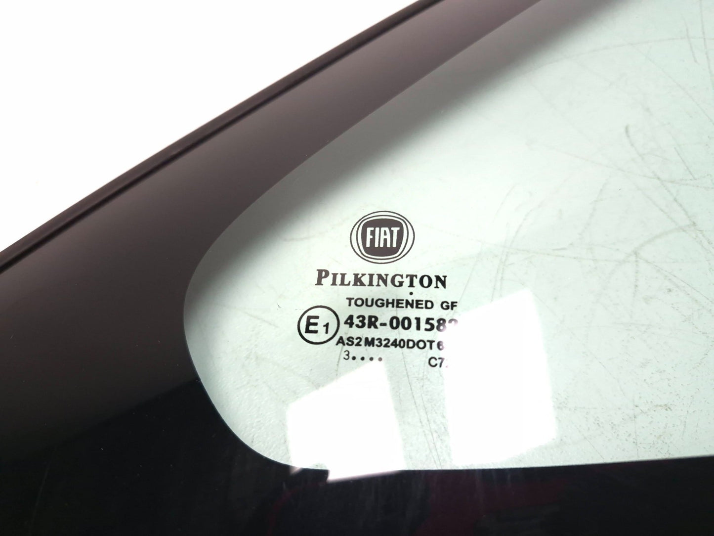 2014 Fiat 500l Door Vent Window Glass Front Driver Side Left OEM
