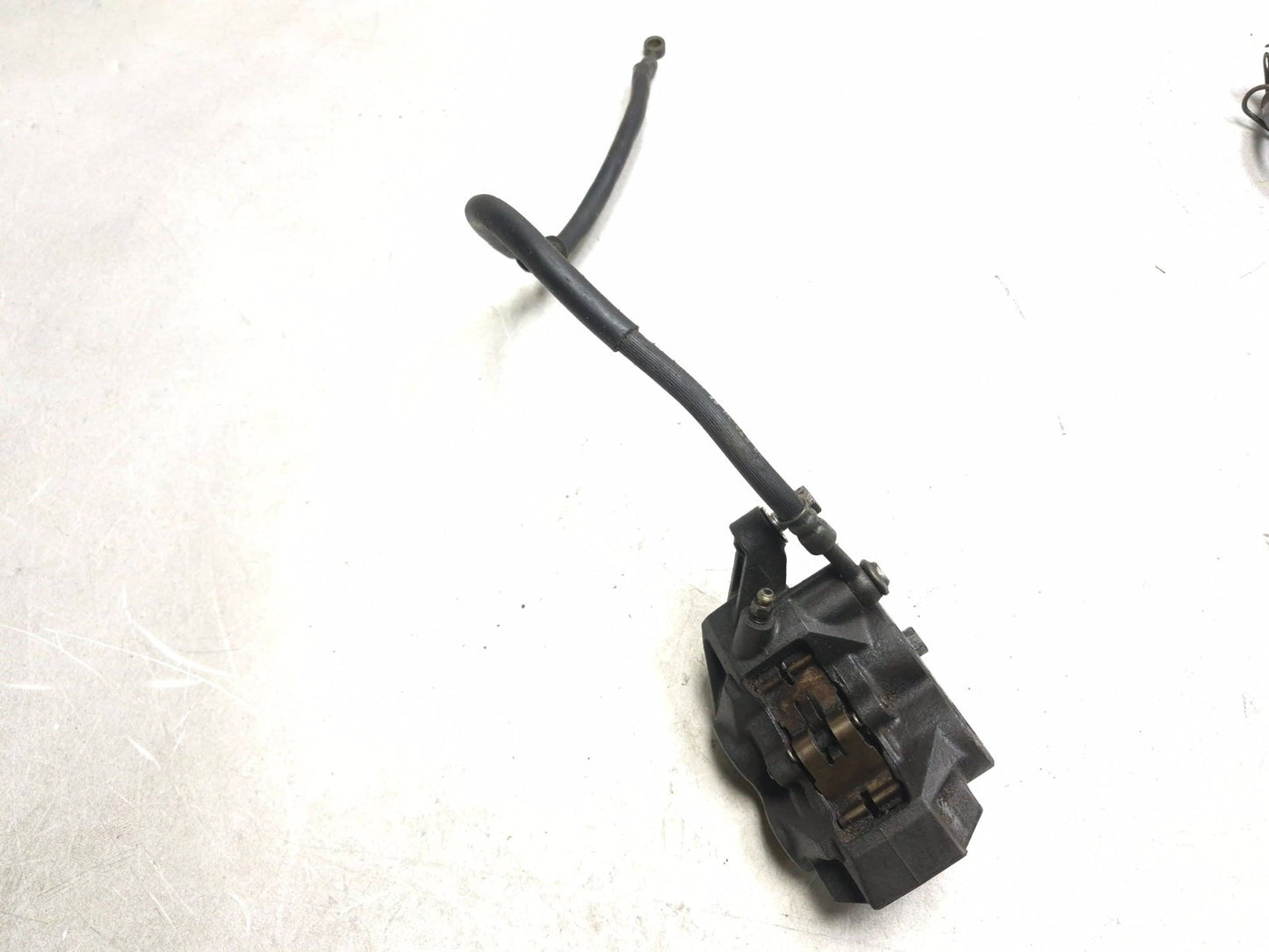 2002 Yamaha Yzf-r6 Front Left & Right Brake Caliper Pair OEM