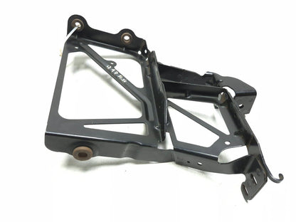 2012 Audi A7 Front Auxiliary Radiator Mount Bracket Driver Side 4g8121261a OEM