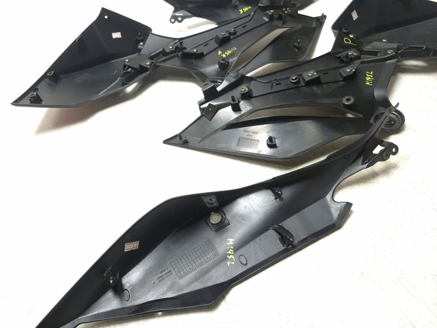 2019 Kawasaki Z400 Er400d Side Fairing Cover Left & Right 4 Pcs OEM