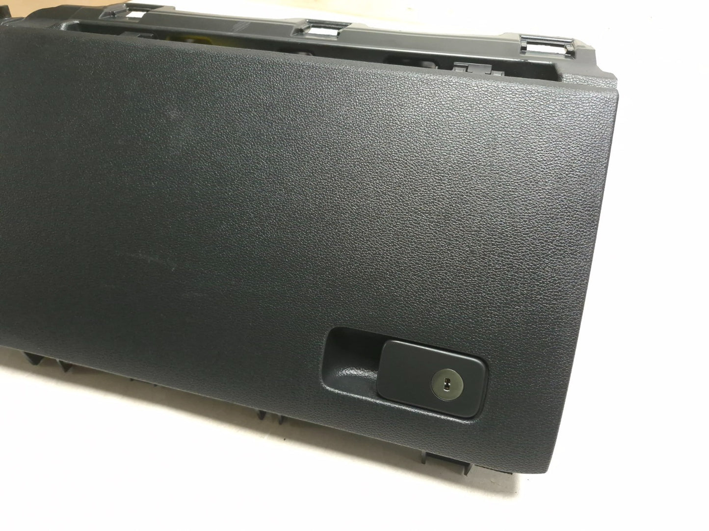 2018 Hyundai Sonata Glove Box 84510-c2001-try OEM
