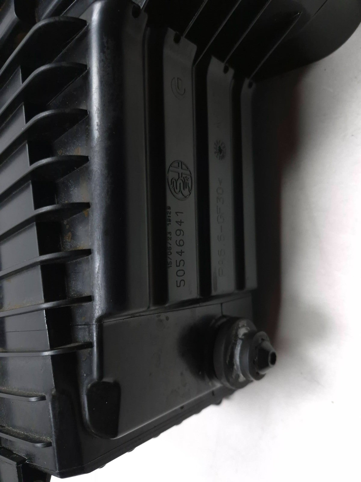 2024 Alfa Romeo Stelvio Air Filter Housing Box OEM