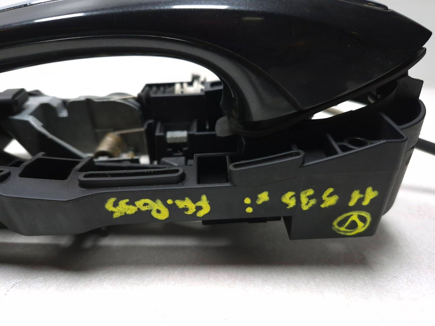 2011 BMW 535i F10 Front Exterior Door Handle Passenger Side Right OEM