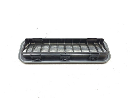 09-14 Hyundai Genesis Rear Quarter Pressure Vent Grille Pair OEM Sedan