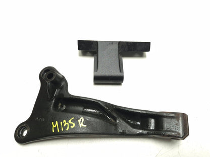 2016 Harley Davidson Dyna Fxdbp Rear Muffler Bracket & Engine Support Pair OEM