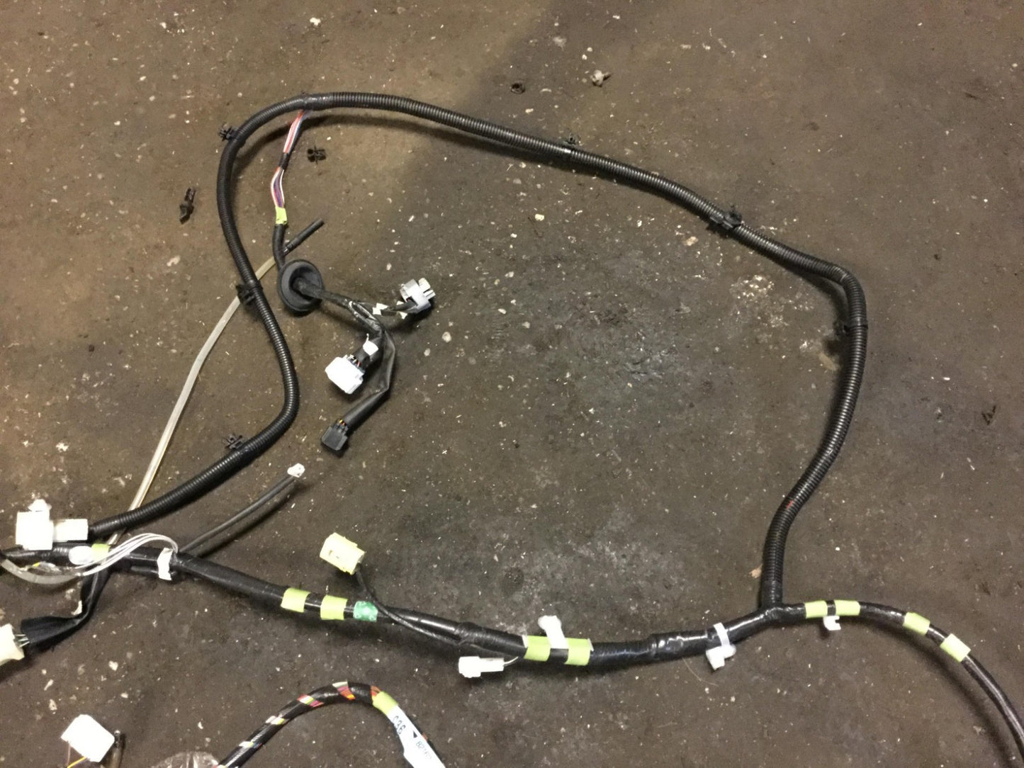 2007 Toyota Prius Interior Floor Wire Harness 82162-47270 OEM