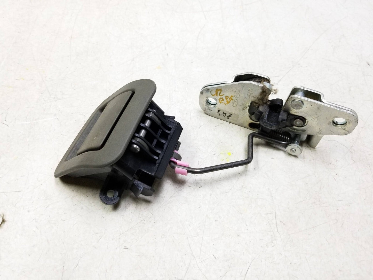 2011 - 2013 Kia Sportage Rear Seat Backrest Lock Latch Left & Right  OEM
