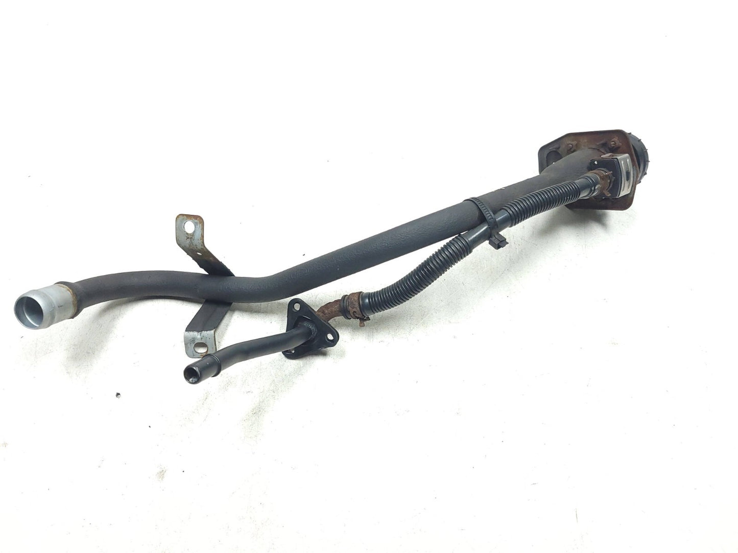 2009 - 2013 Hyundai Genesis Coupe Fuel Tank Filler Neck Pipe W/ Cap OEM