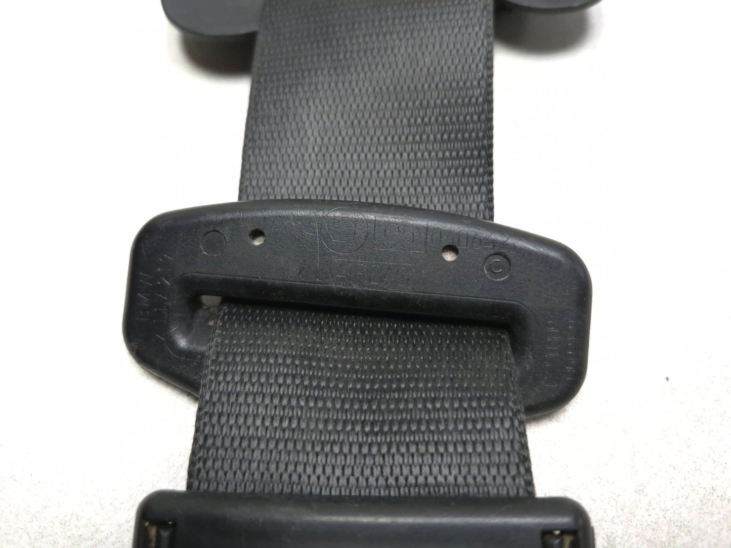 2011 BMW E90 328xi Front Driver Seat Belt Retractor 33059848 OEM