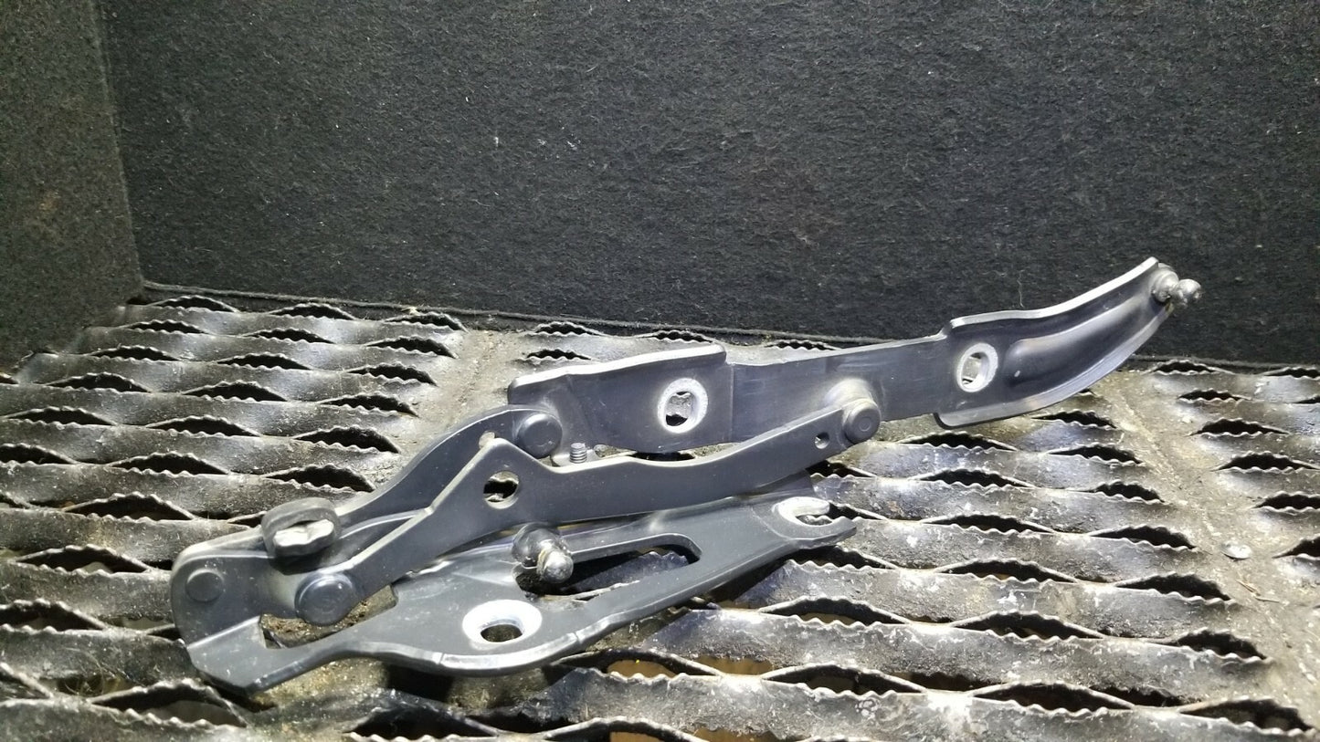 09 10 11 BMW 328xi E90 Sedan Trunk Hinge Mount Support Left & Right Pair OEM