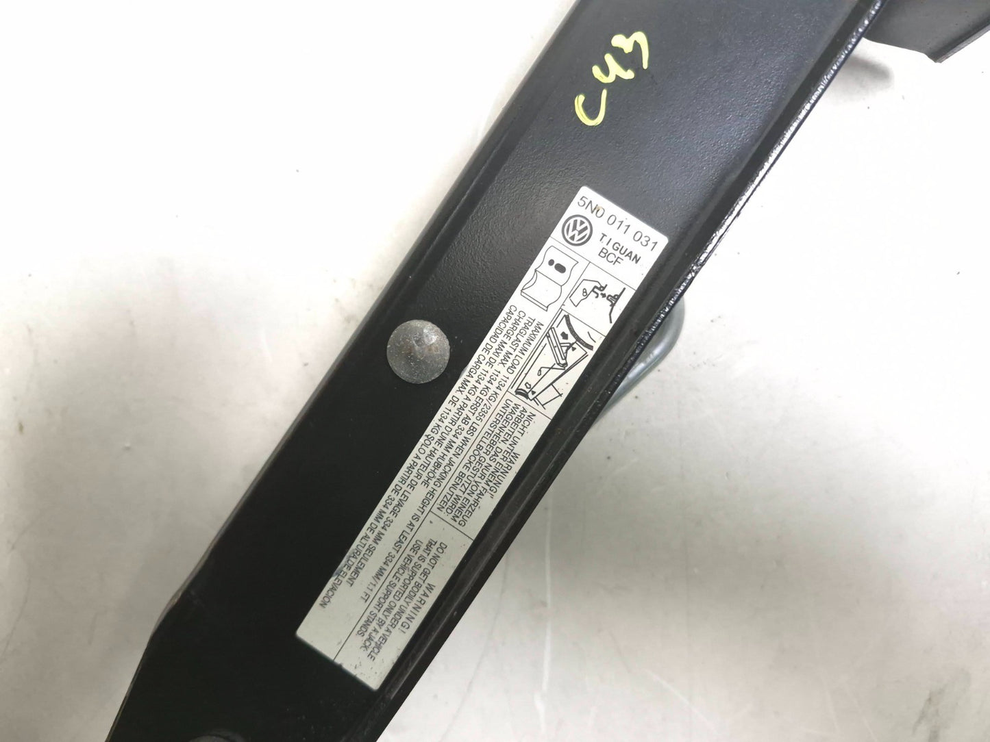 2011 Volkswagen Tiguan Spare Scissor Jack  OEM