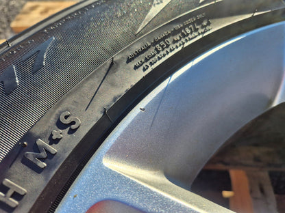 2013 Dodge Grand Caravan Sxt Wheel Rim W/ Tire Michelin 225/65 R17 6.5/32 OEM