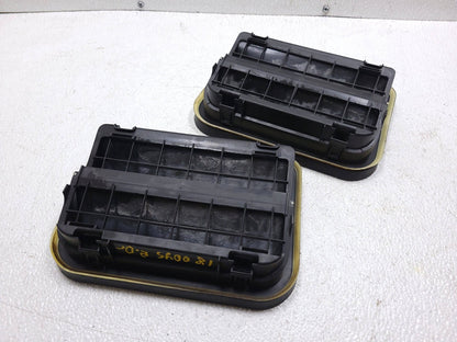 18 19 20 21 22 Honda Odyssey Rear Quarter Panel Pressure Vent Outlet Pair OEM