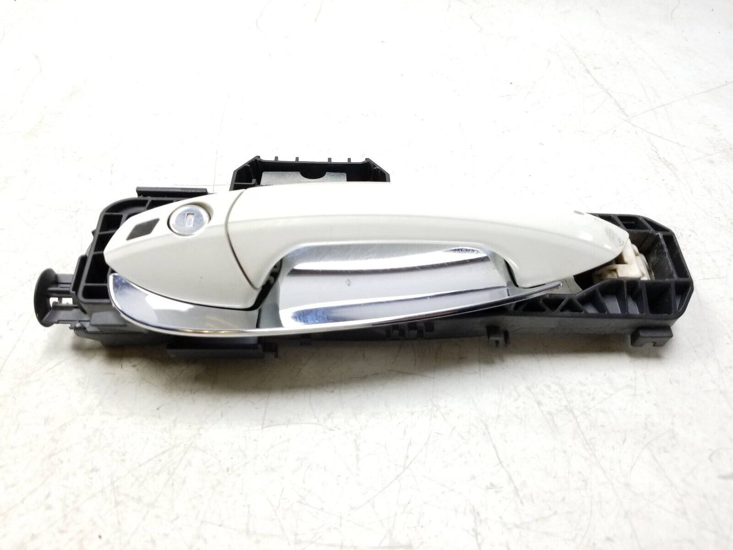 10-13 Mercedes W212 E350 E500 Exterior Door Handle Front Driver Side Left OEM