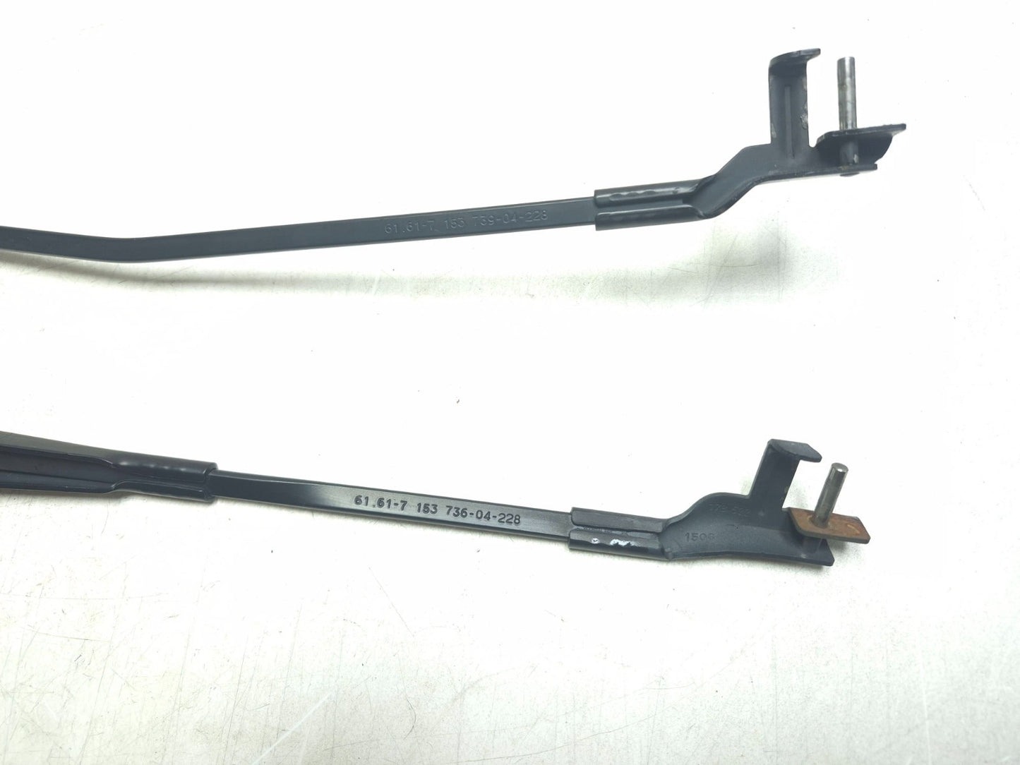 2008 BMW X6 E71 Front Windshield Wiper Arm Left & Right OEM