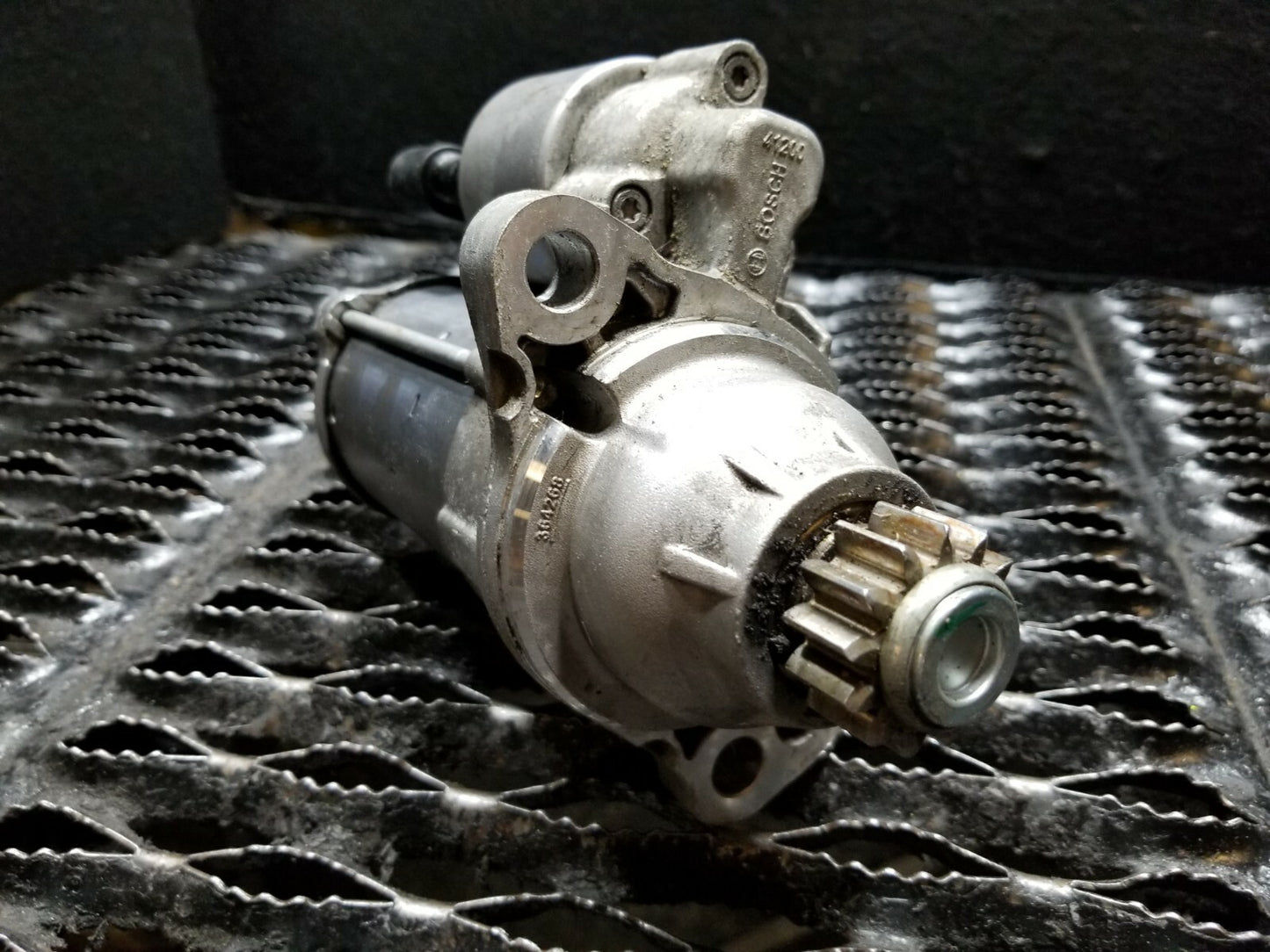 2014 Volkswagen Passat Starter Motor OEM