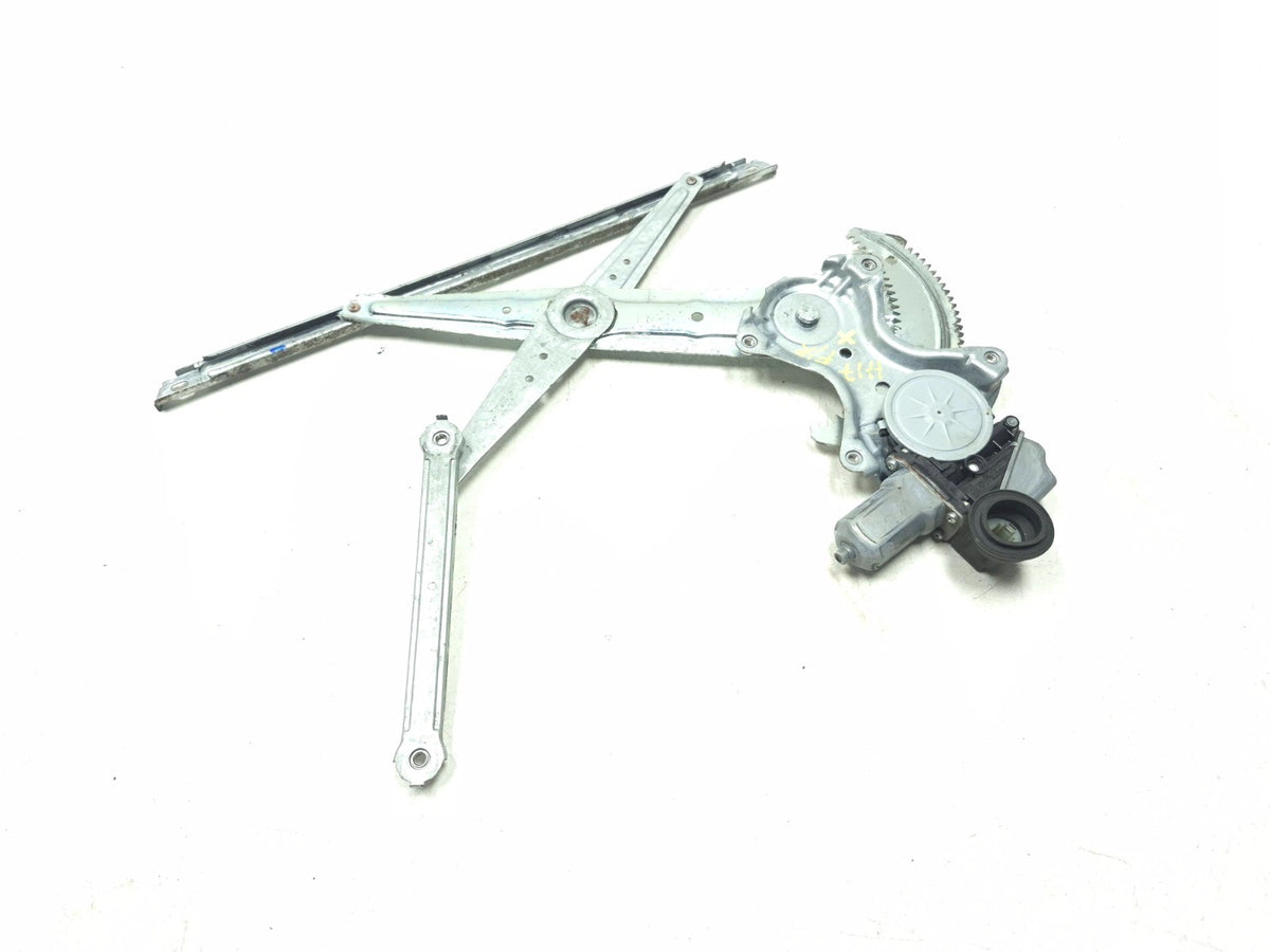 2017 Toyota Highlander Front Door Window Regulator Right Passenger Side OEM