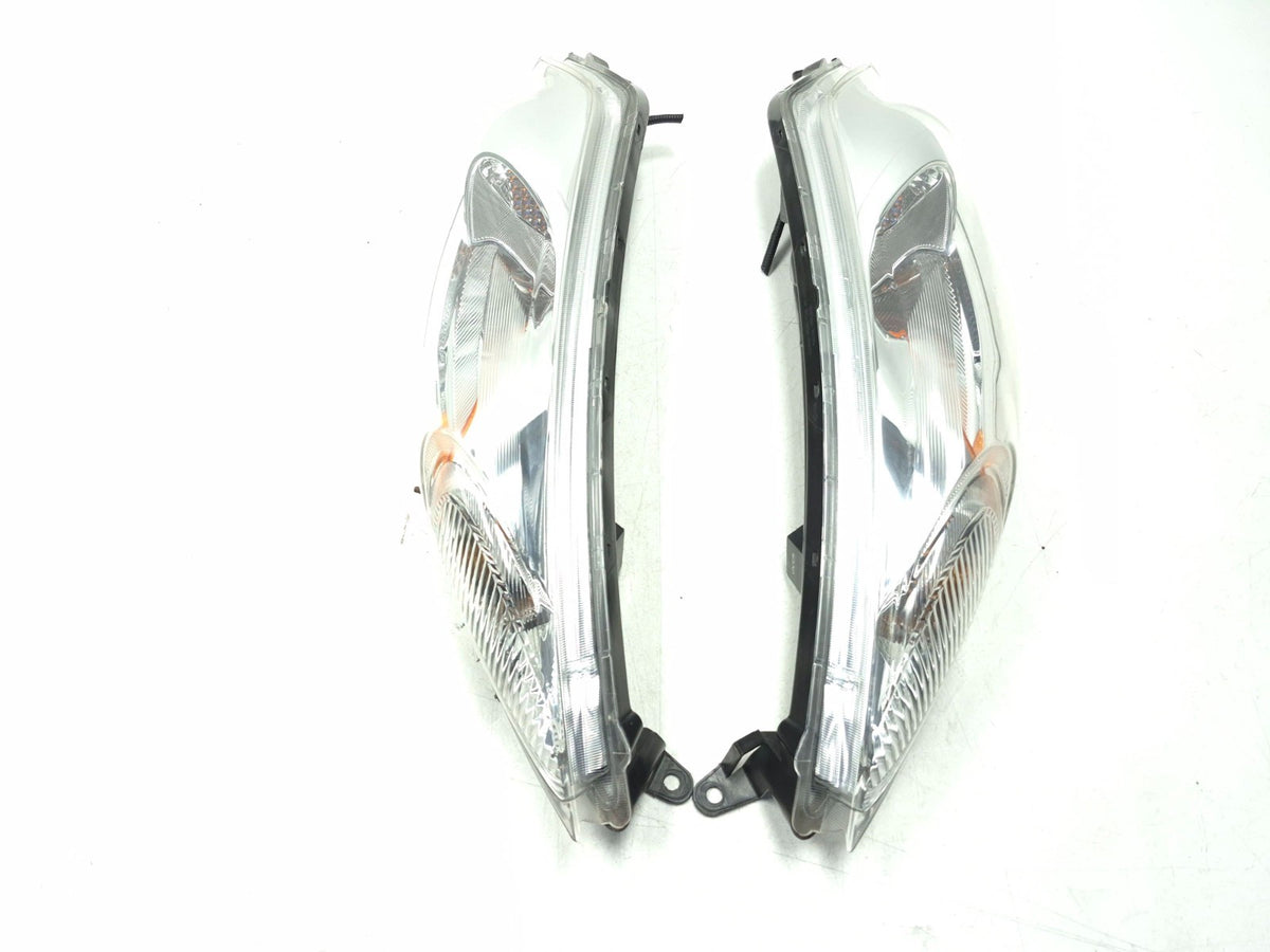 2011-2014 Nissan Juke Front Upper Turn Signal Parking Light Lamp Lh & Rh OEM