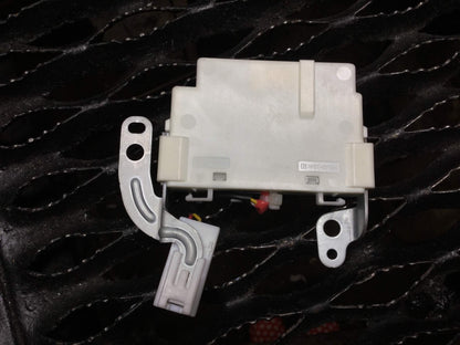 04 05 06 07 08 09 Toyota Prius Smart Key Indoor Oscillator 89992-47030  Oem.