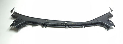 2022 Tesla Model 3 Windshield Wiper Cowl Trim Panel 1081676-00-h OEM