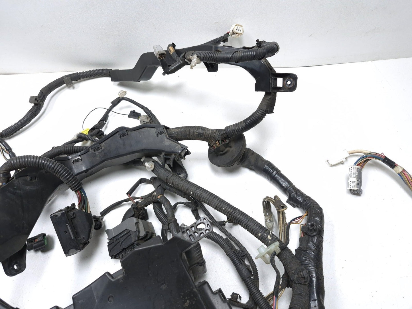 2011 Scion Tc Engine Wire Harness W/ Fuse Box OEM