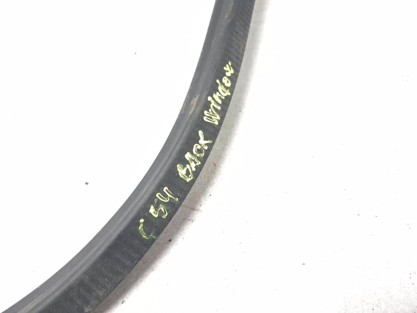 2008 Lincoln Navigator Rear Tailgate Back Window Weatherstrip Seal OEM