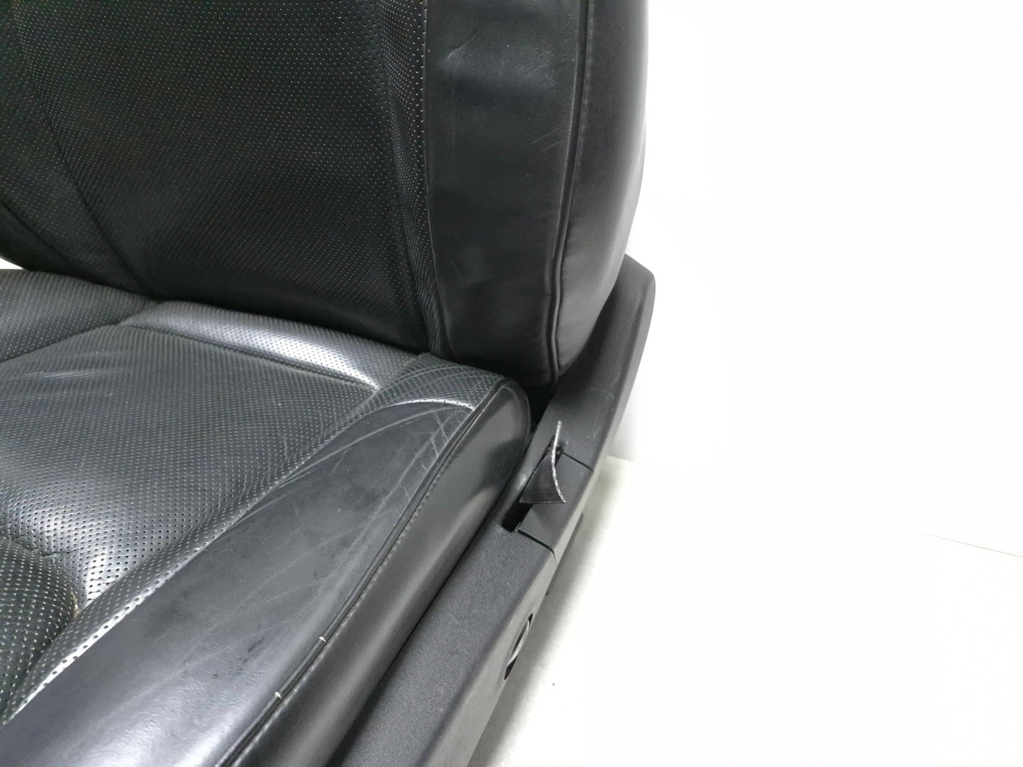 2018 Chrysler 300 Seat Front Left Driver Side OEM