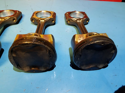 2019 Nissan Sentra Piston W/ Connecting Rod 4pcs OEM