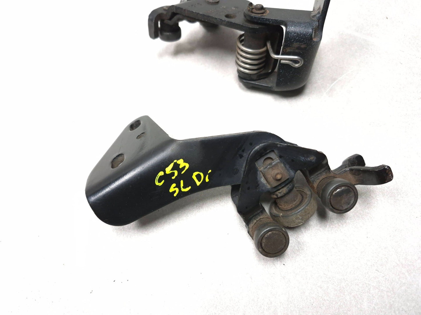 2013 Ford Transit Connect Rear Sliding Door Hinge Roller Driver Side Lh OEM