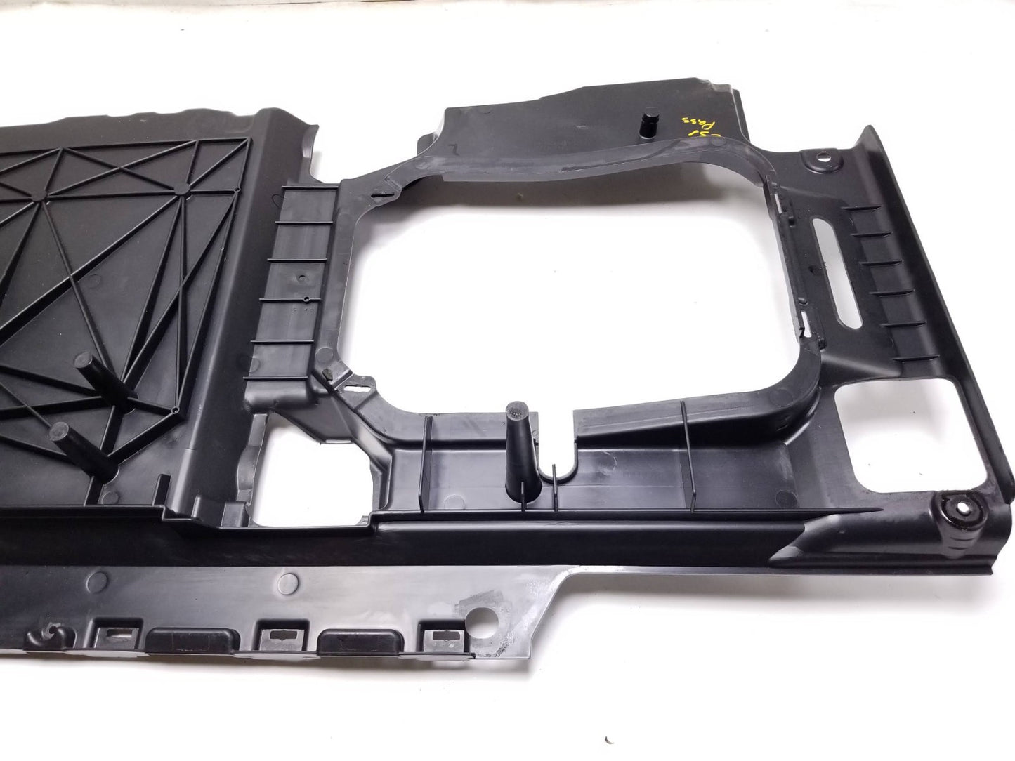 2012 Jeep Grand Cherokee Seat Floor Cover Front Passenger Side Right OEM