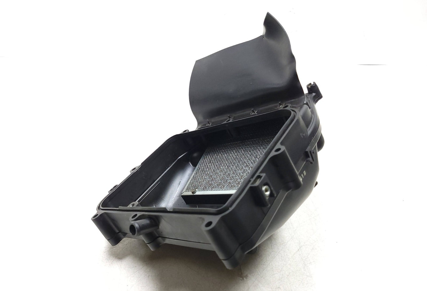 2002 Honda Magna Vf 750c Air Cleaner Box Assy & Air Cleaner  Base & Funnel OEM