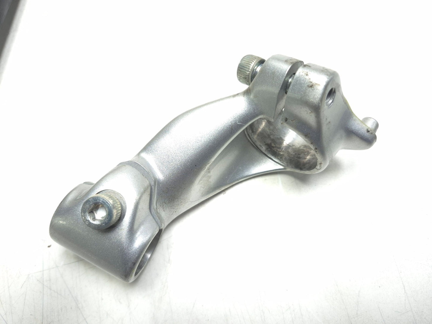 2015 Suzuki Gw250 Inazuma 250 Left Handlebar W/right Handlebar Mount Pair OEM