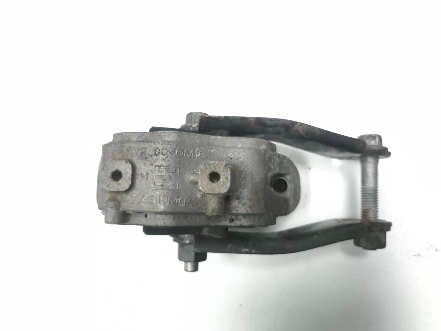 2013 Volvo S60 Rear Engine Mount Bracket Right Passenger Side OEM