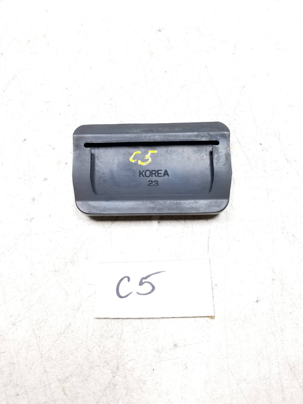 2010 Dodge Caliber Sxt Brake Pedal Rubber Pad OEM
