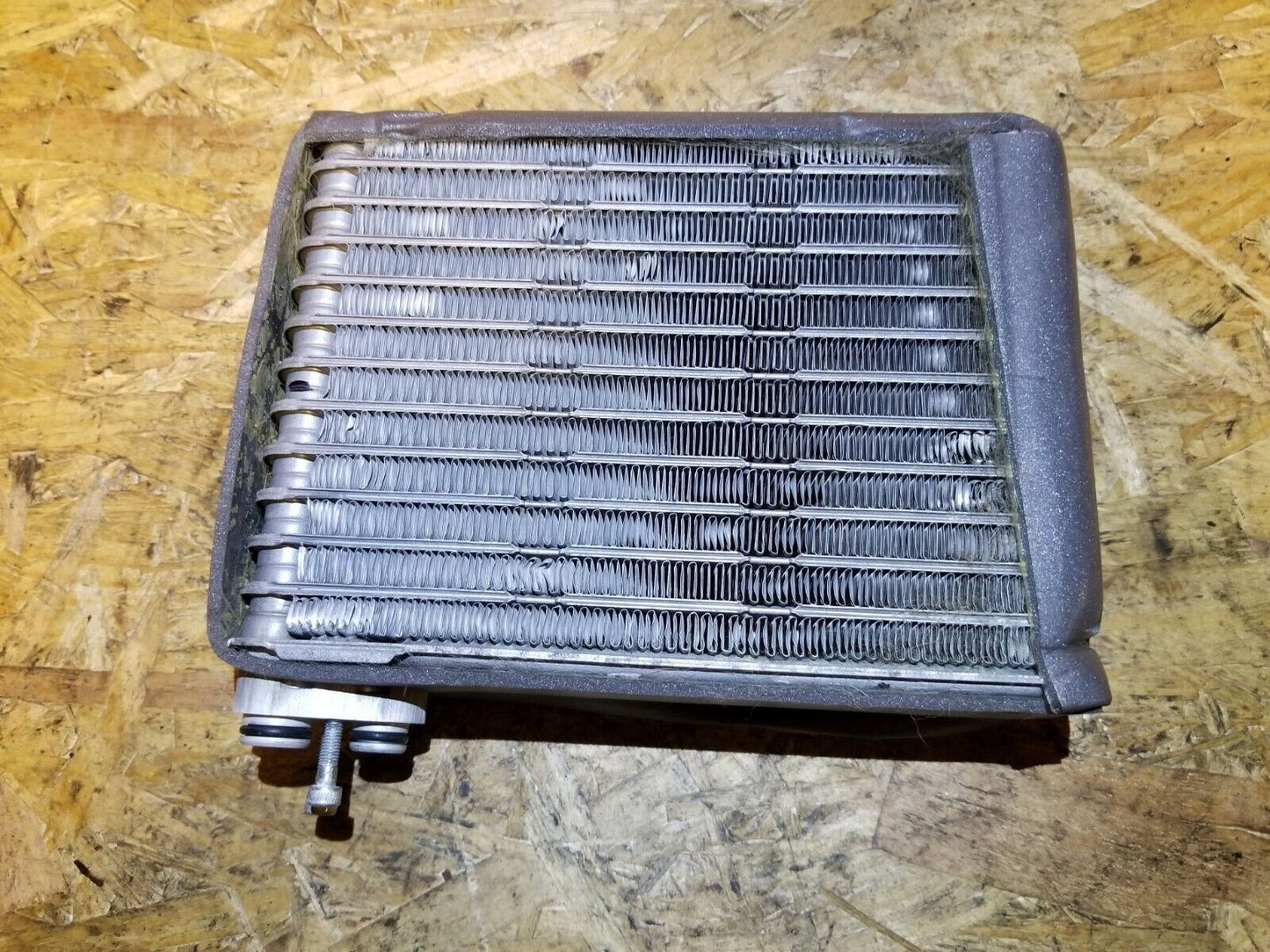 2004-2009 Cadillac SRX Ac Evaporator Rear OEM