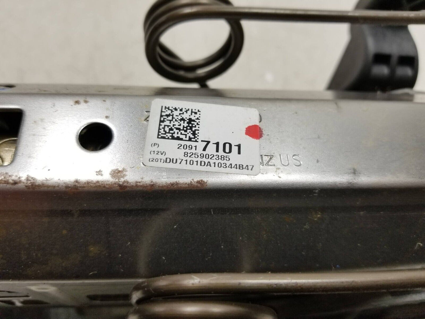 2010 - 2017 Chevrolet Equinox Steering Column  OEM