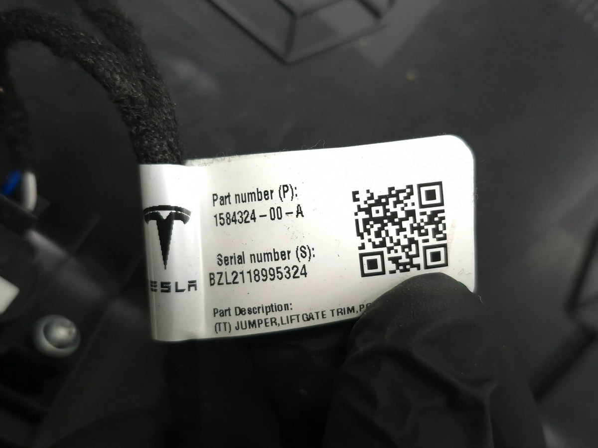 2021 Tesla Model 3 Tailgate Trunk Lid Panel Cover Trim OEM