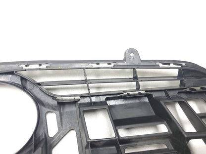 10 11 Toyota Prius Front Bumper Center Radiator Grille 53111-47020 OEM